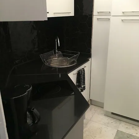 Apartment Studio Le Colisee Rue Verdi Nice